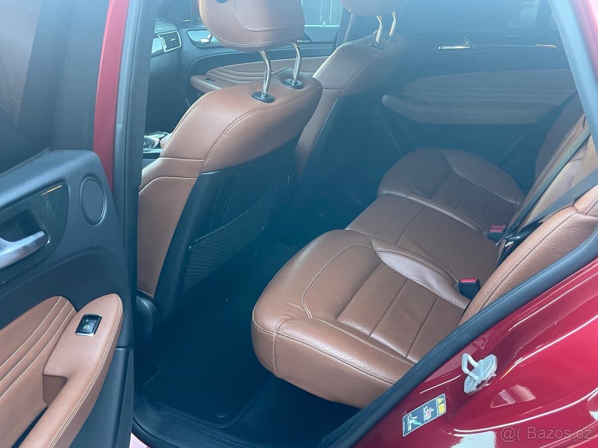 2017 Mercedes-Benz GL - 9