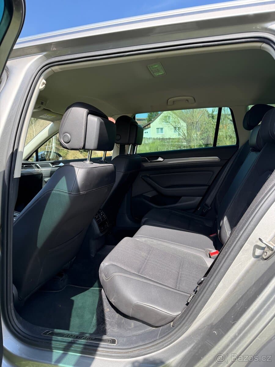 Volkswagen PASSAT - 9