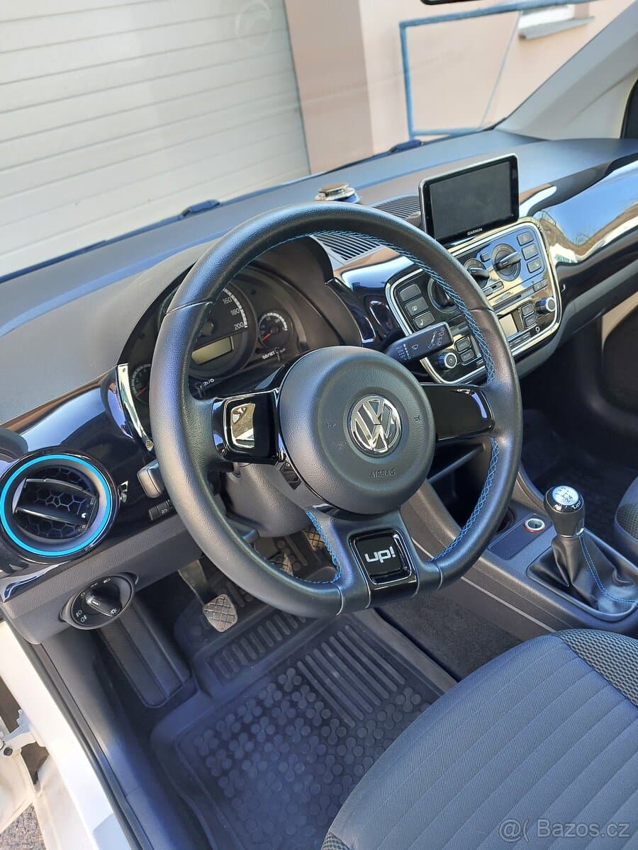2013 Volkswagen UP! - 9