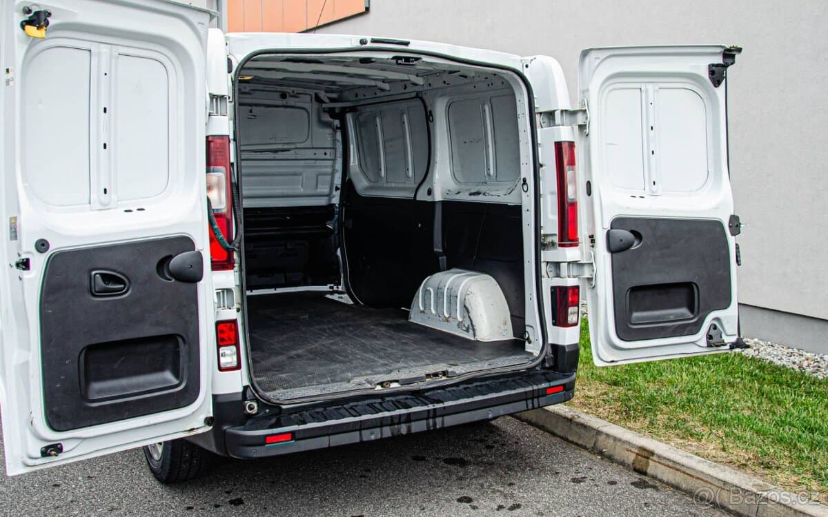 2019 Renault TRAFIC - 9