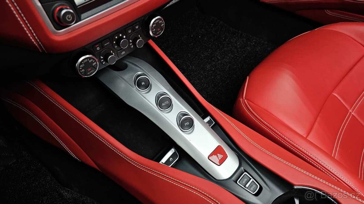 2016 Ferrari CALIFORNIA - 9