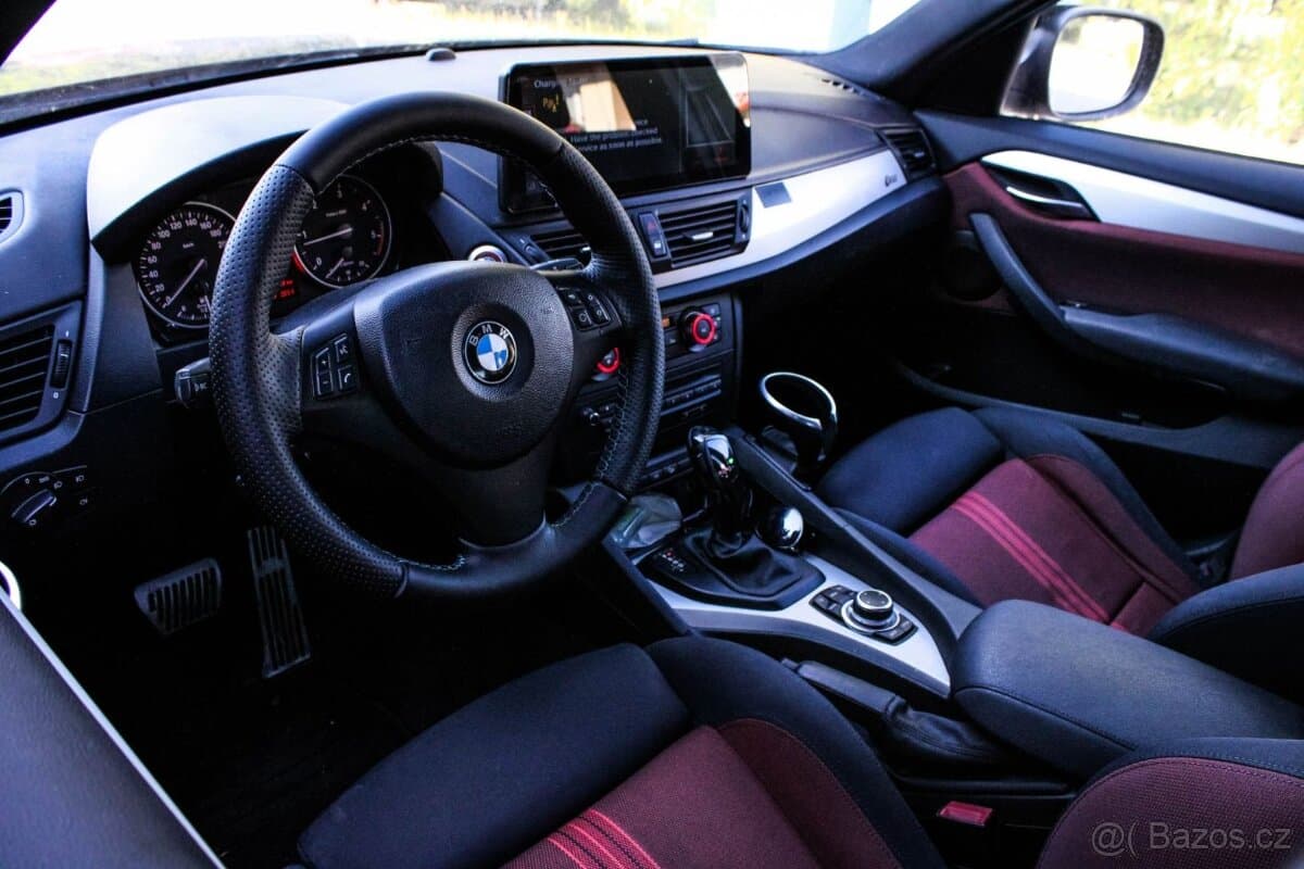 2010 BMW X1 - 9
