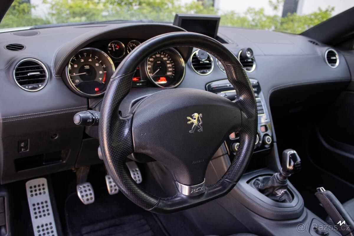 2011 Peugeot RCZ - 9