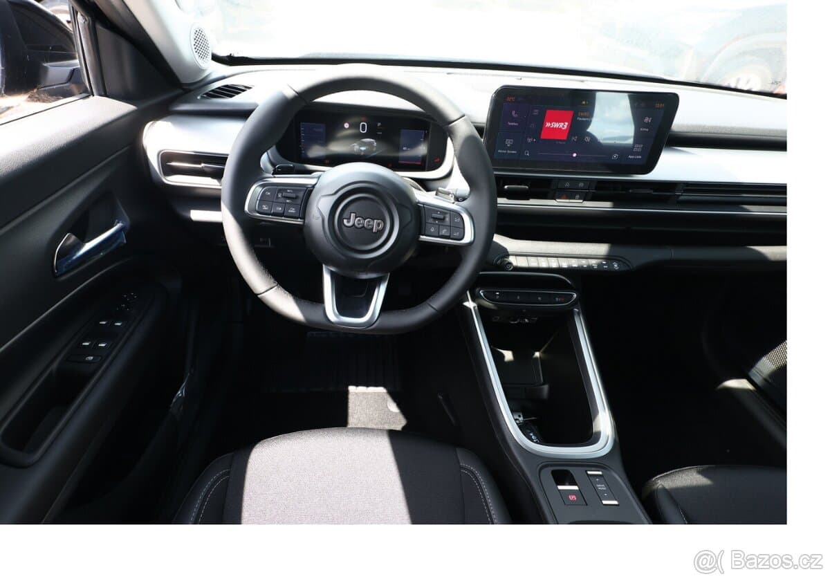 2025 Jeep AVENGER - 9