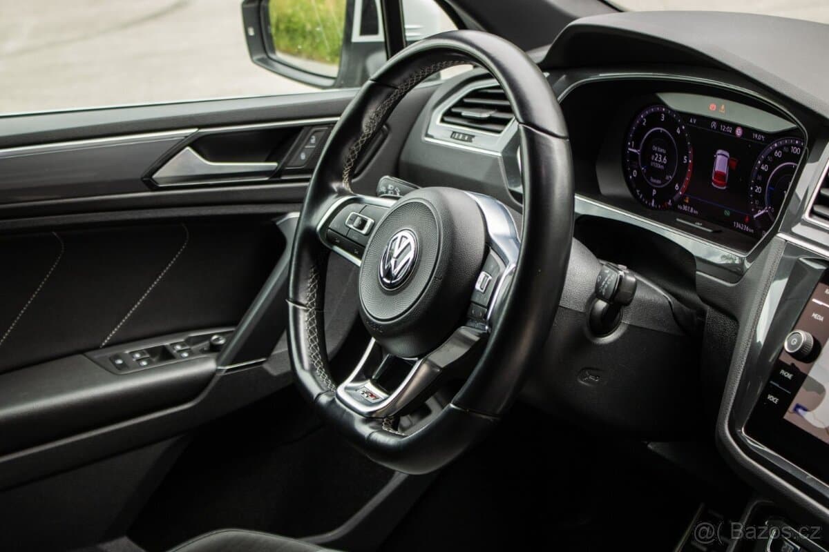 2018 Volkswagen TIGUAN - 9