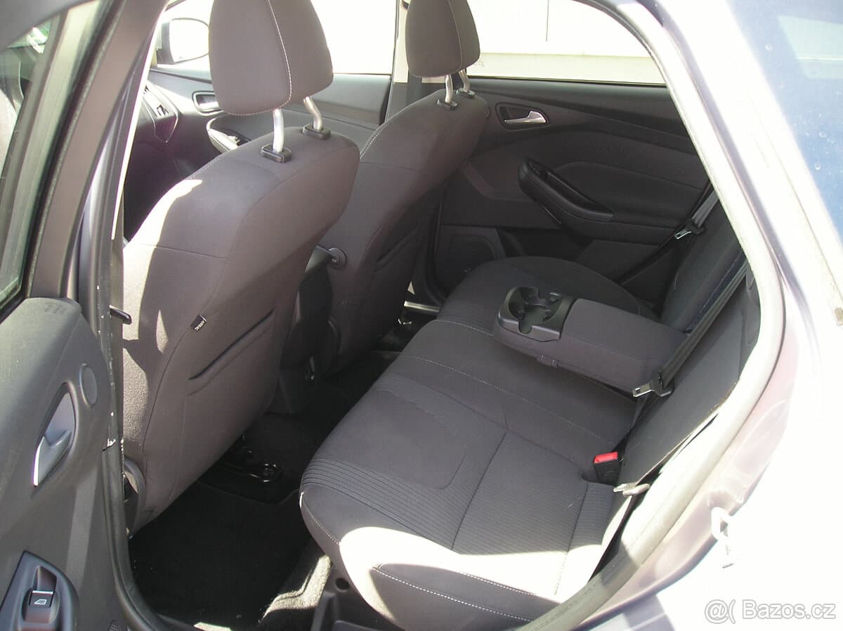 2011 Ford FOCUS - 9