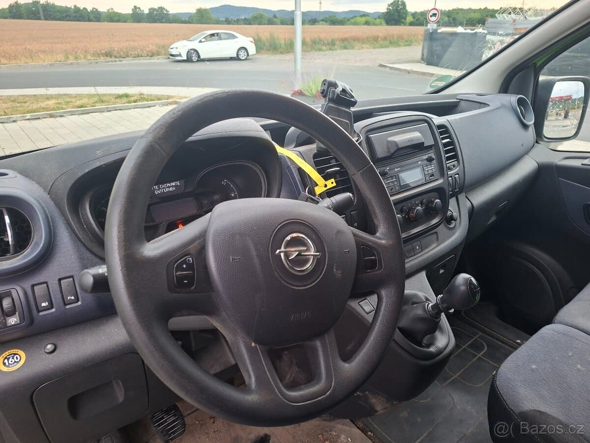 2015 Opel VIVARO - 9