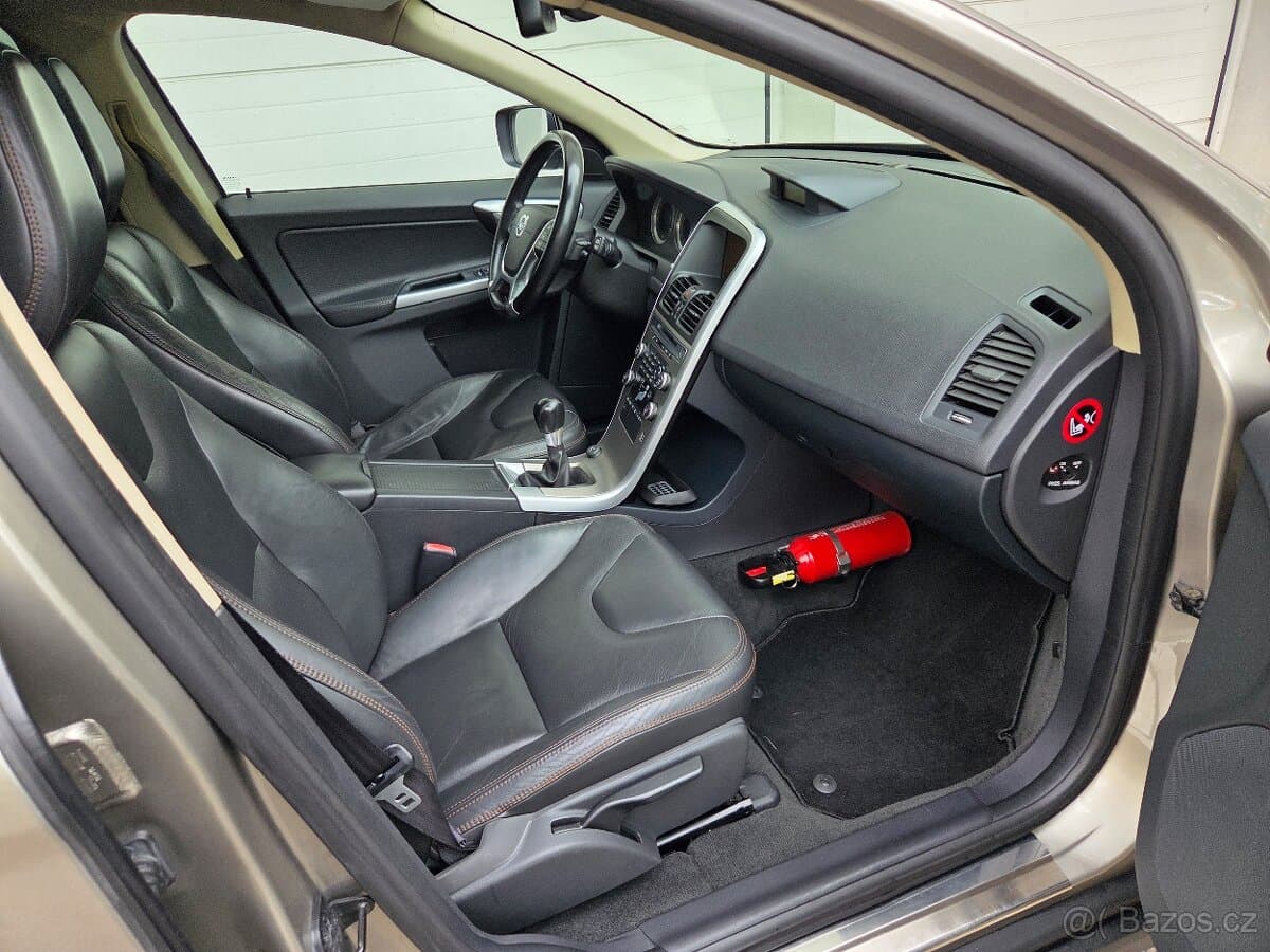 2011 Volvo XC60 - 9