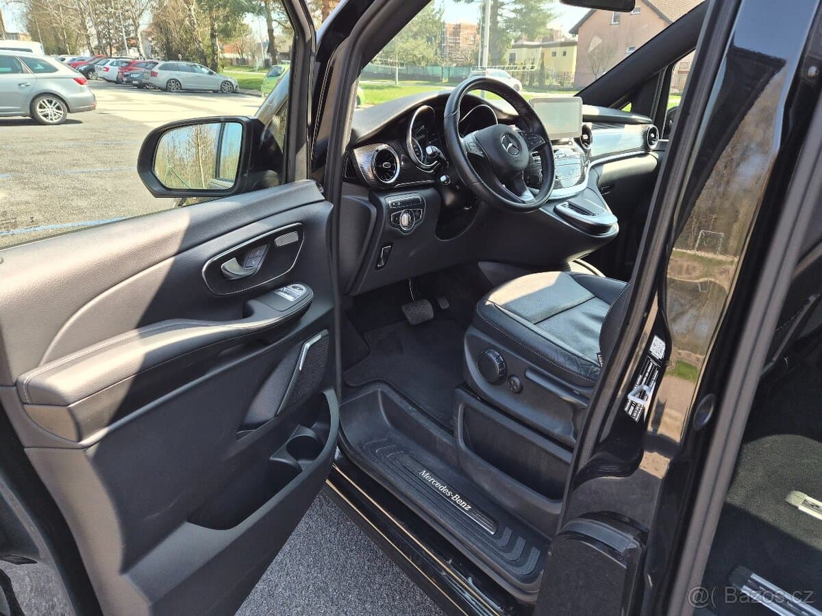 2020 Mercedes-Benz EQV - 9