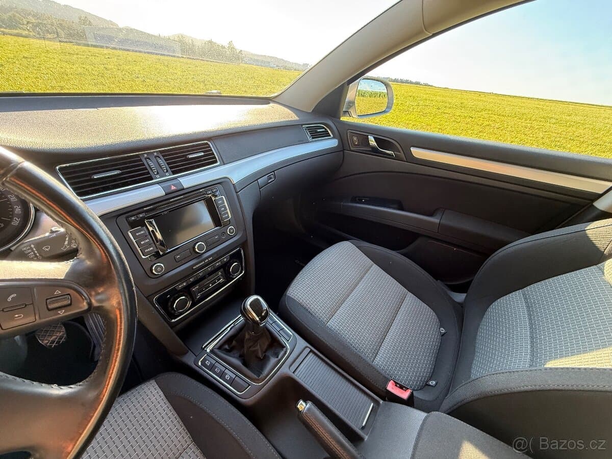 2012 Škoda SUPERB - 9