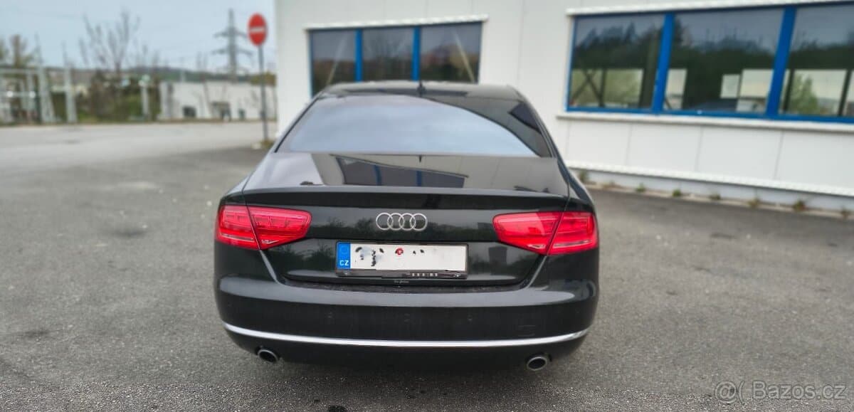 2010 Audi A8 - 9