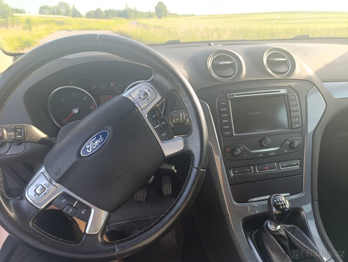 2013 Ford MONDEO - 9