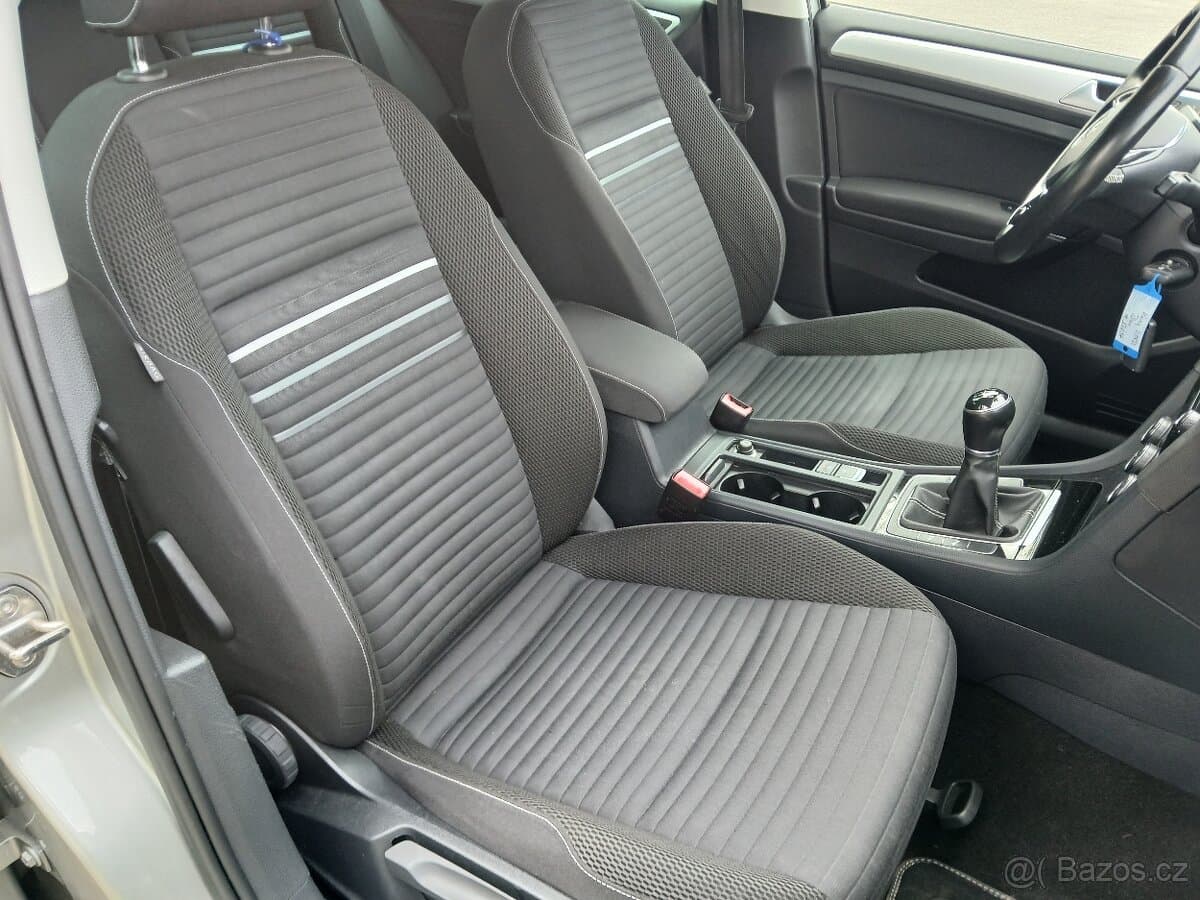 2015 Volkswagen GOLF - 9