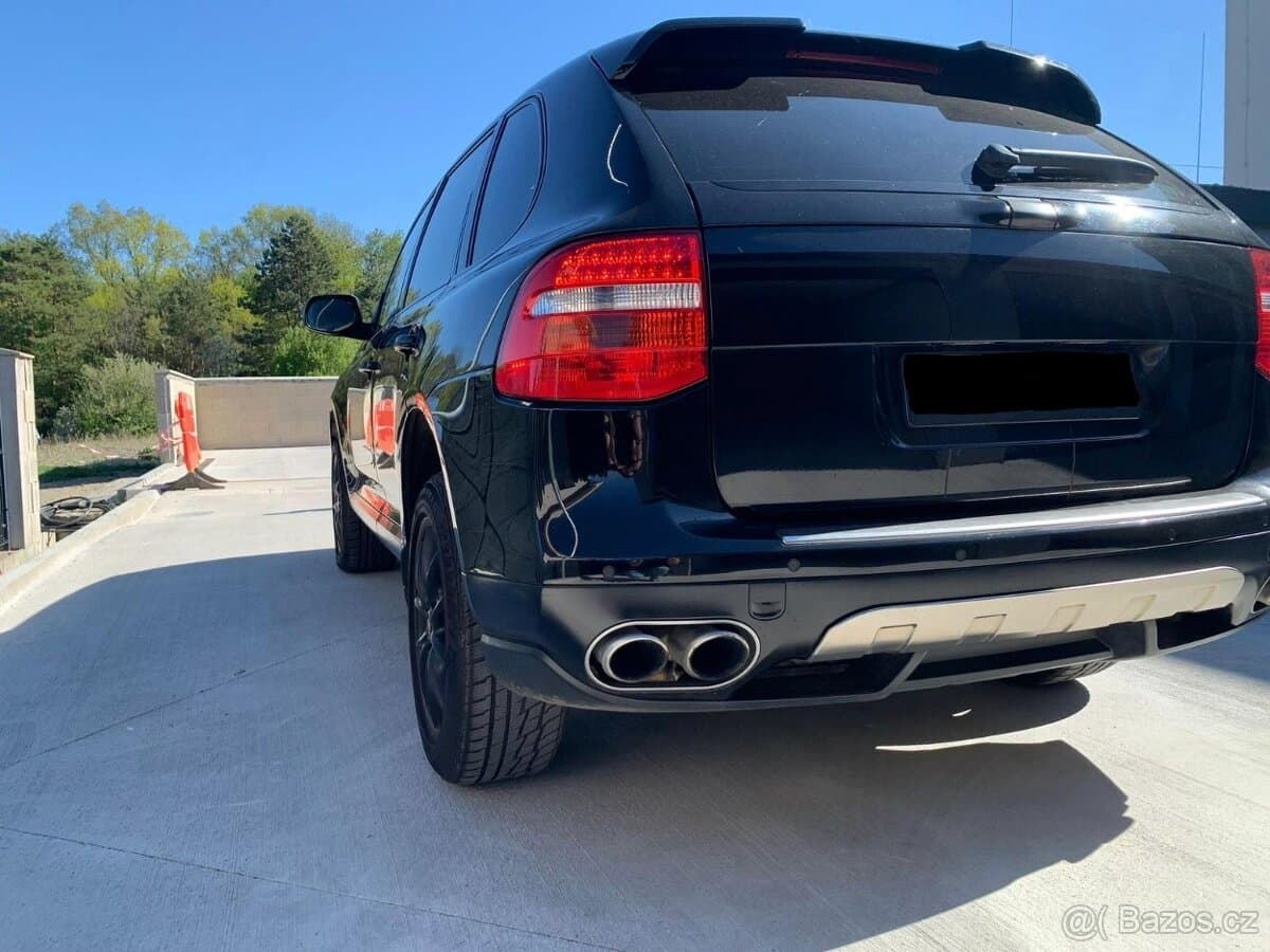 2009 Porsche CAYENNE - 9