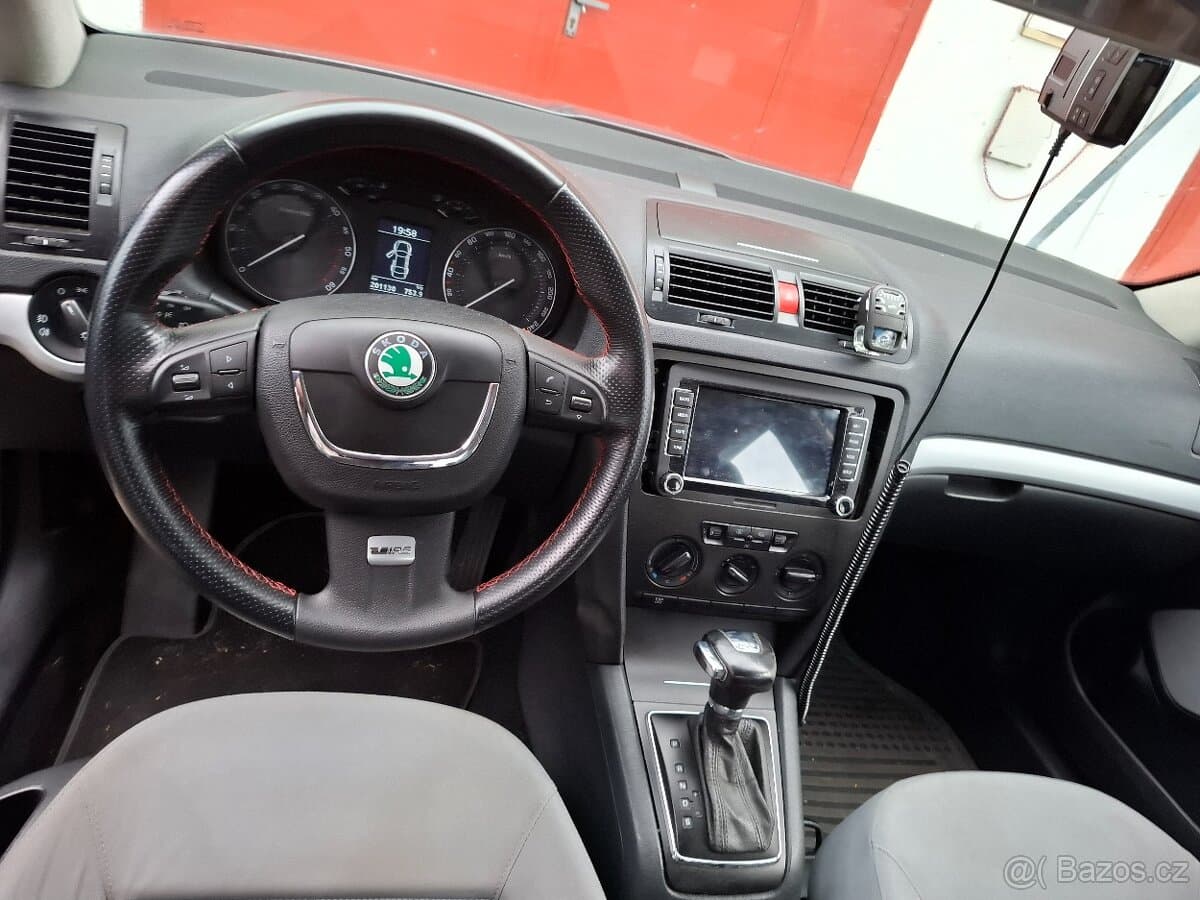 2004 Škoda OCTAVIA - 9