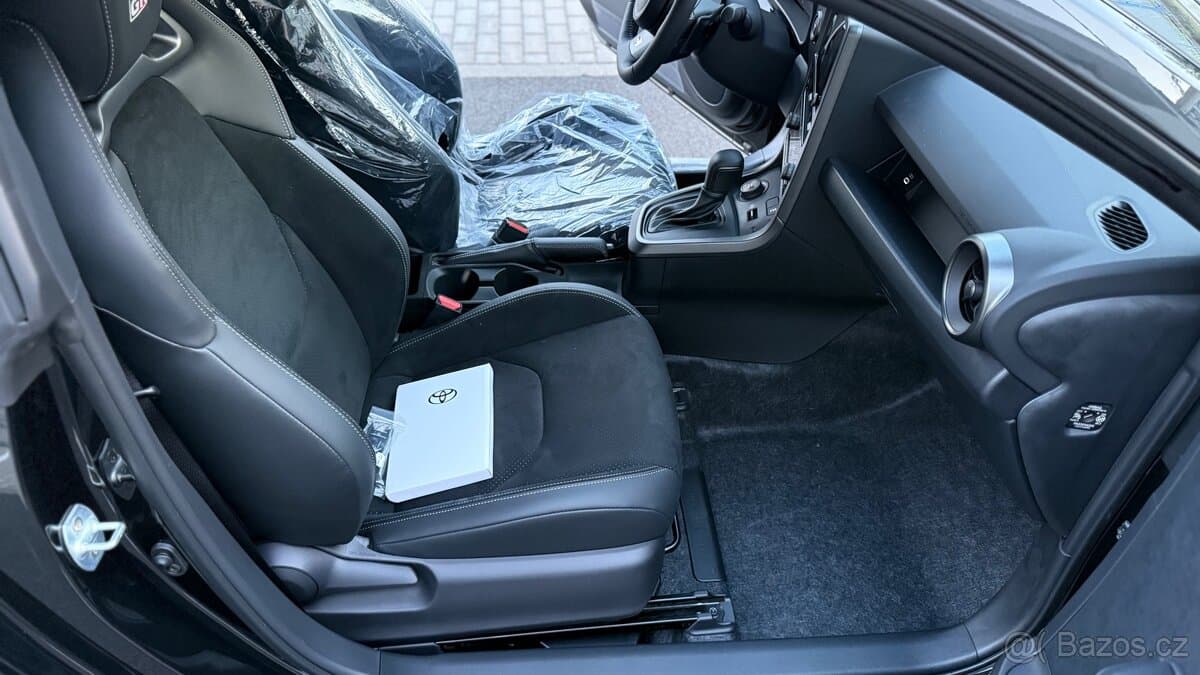 Toyota GR YARIS - 9