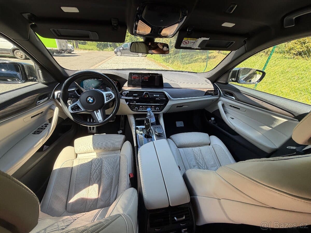 2020 BMW M5 - 9