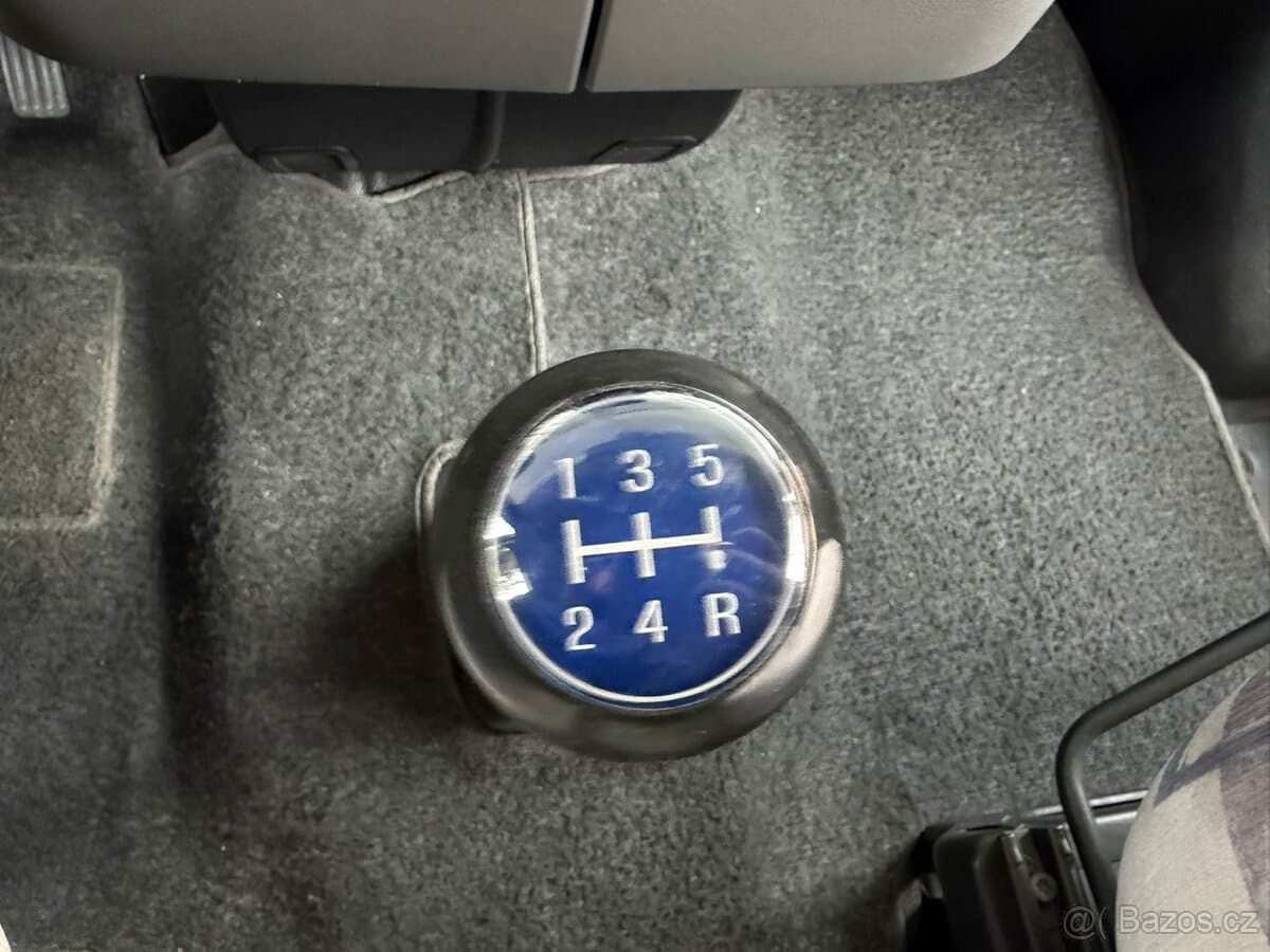 2003 Ford TRANSIT - 9