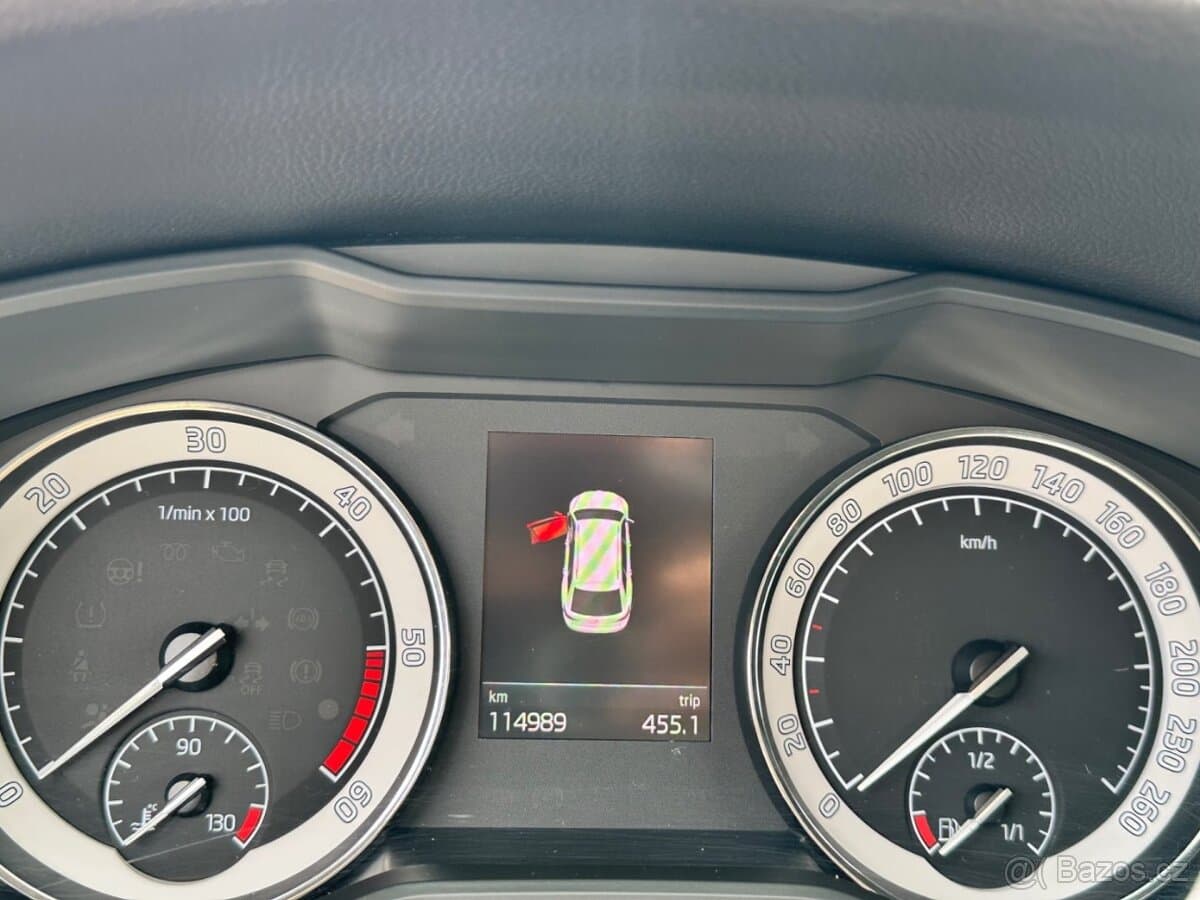 2019 Škoda SUPERB - 9