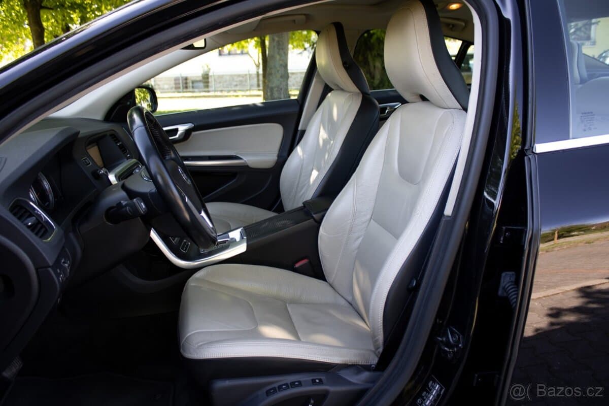 2010 Volvo S60 - 9