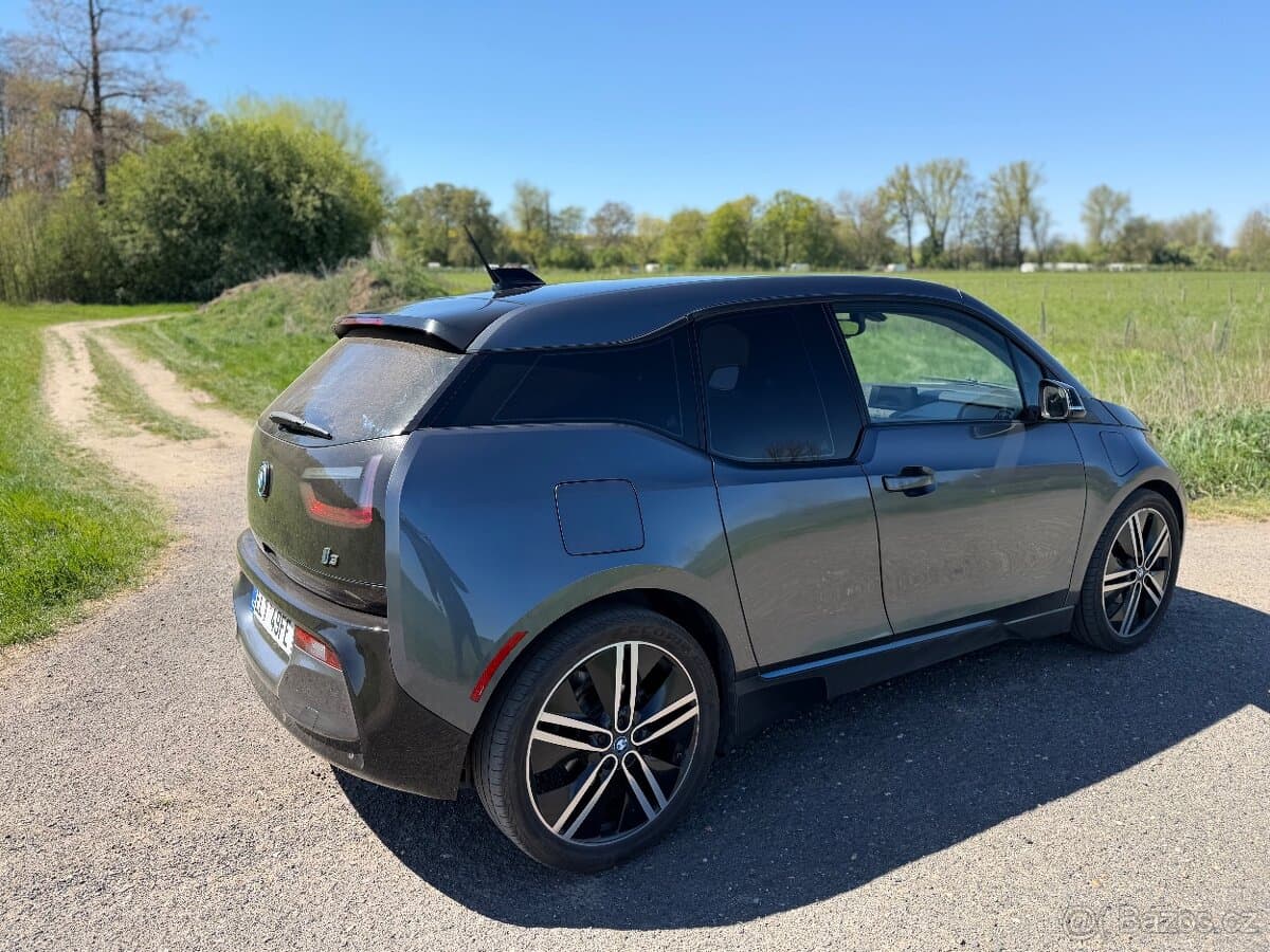 2016 BMW i3 - 9