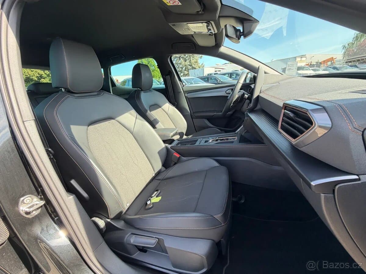 2025 Cupra LEON - 9