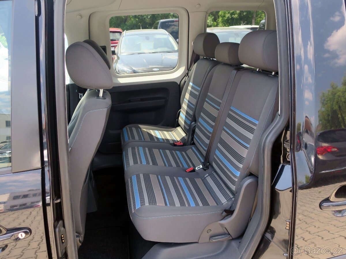 2011 Volkswagen CADDY - 9