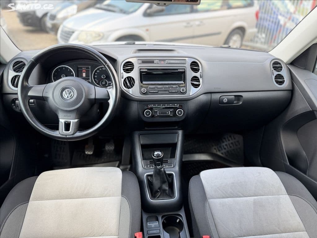2014 Volkswagen TIGUAN - 9
