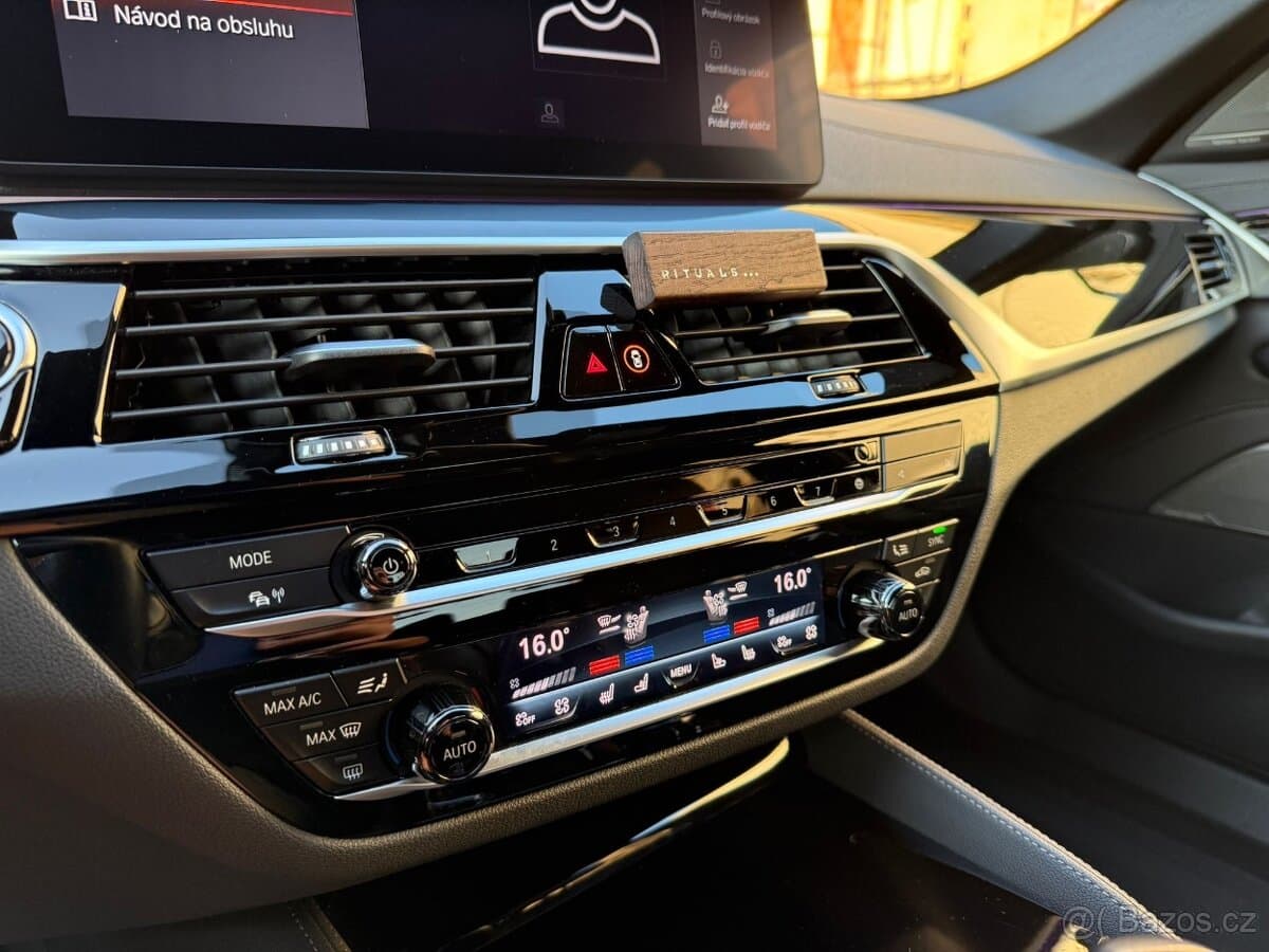 2020 BMW M5 - 9