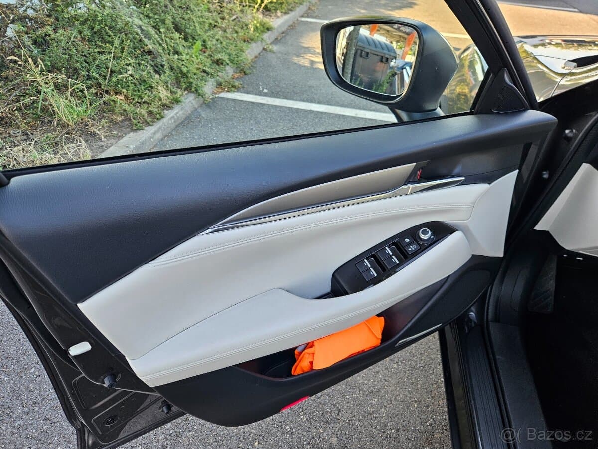 2018 Mazda 6 - 9