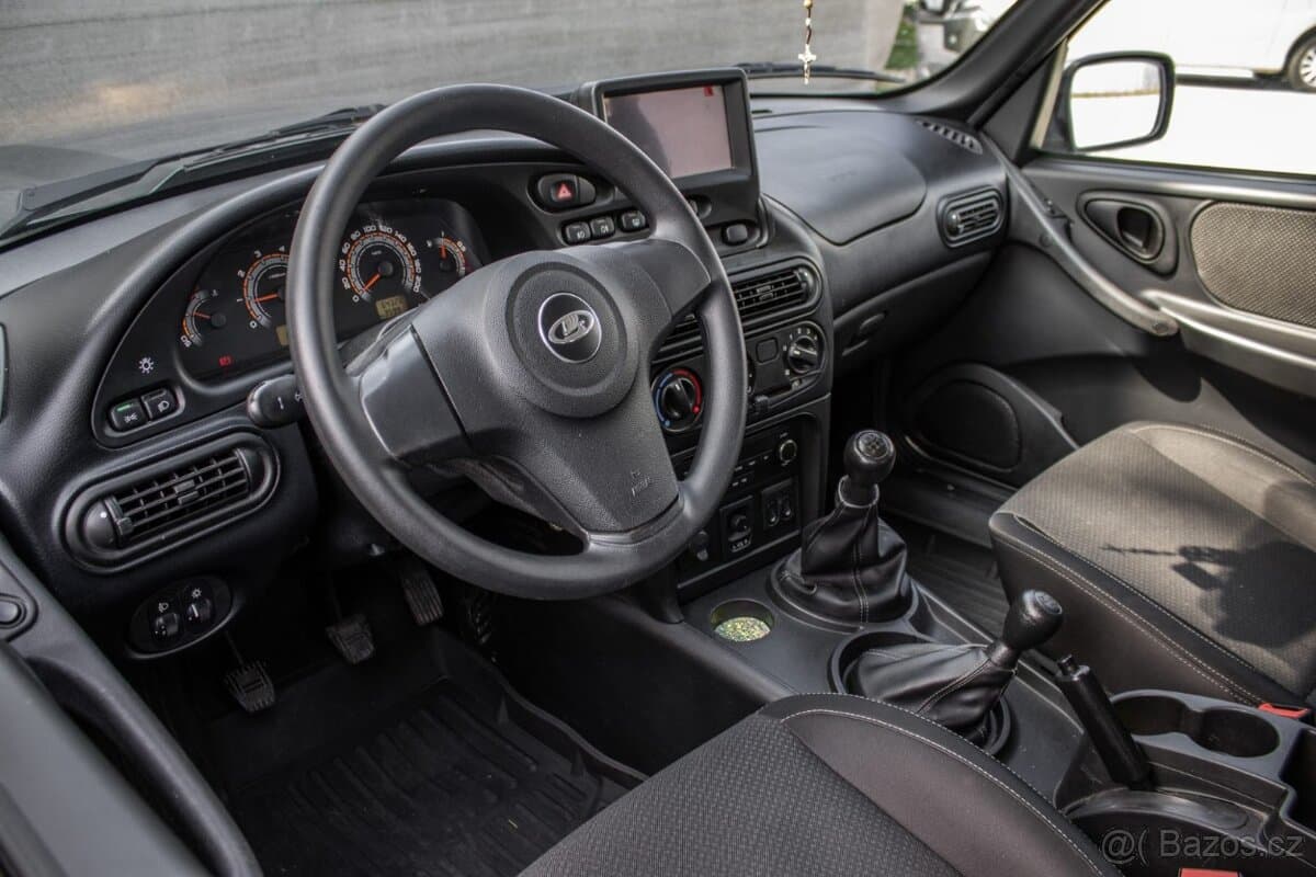 2022 Lada NIVA - 9