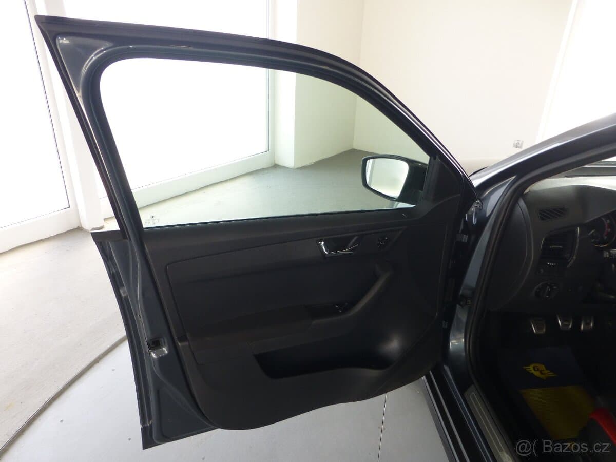 2016 Škoda FABIA - 9