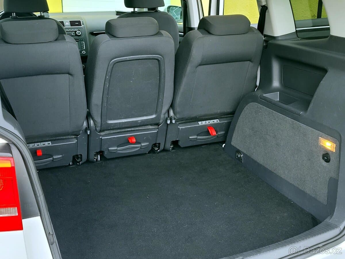 2012 Volkswagen TOURAN - 9