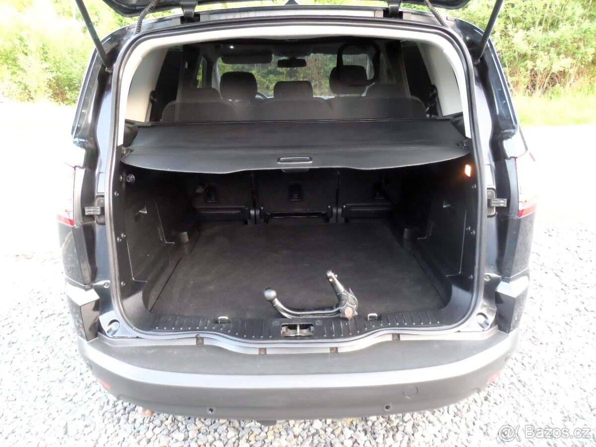 2011 Ford S-MAX - 9