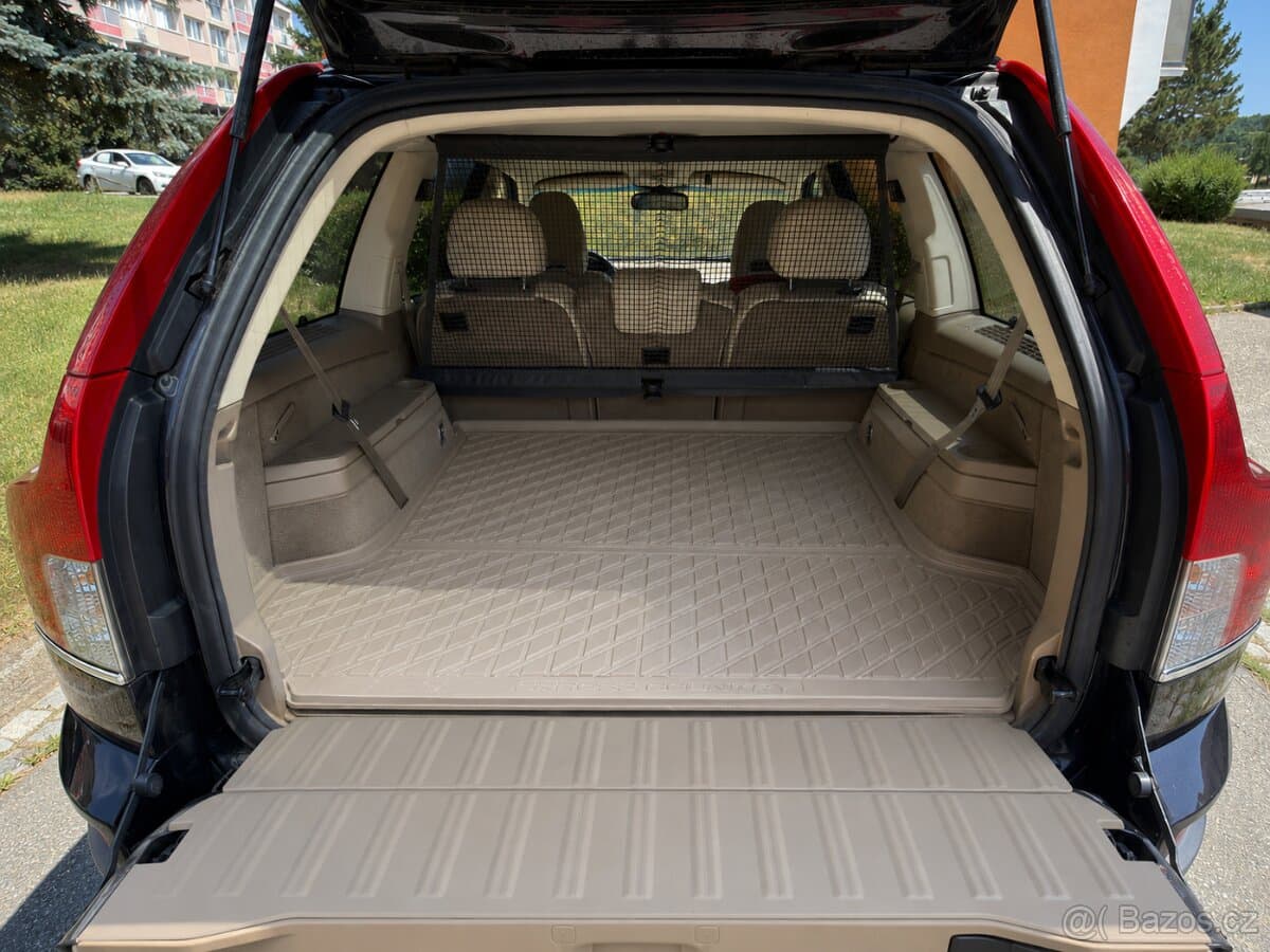 2011 Volvo XC90 - 9