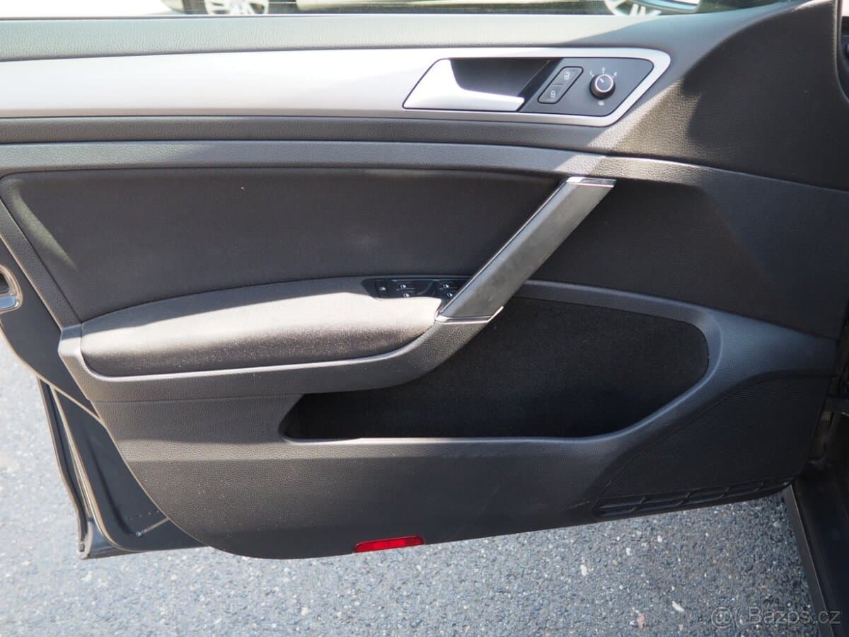2014 Volkswagen GOLF - 9