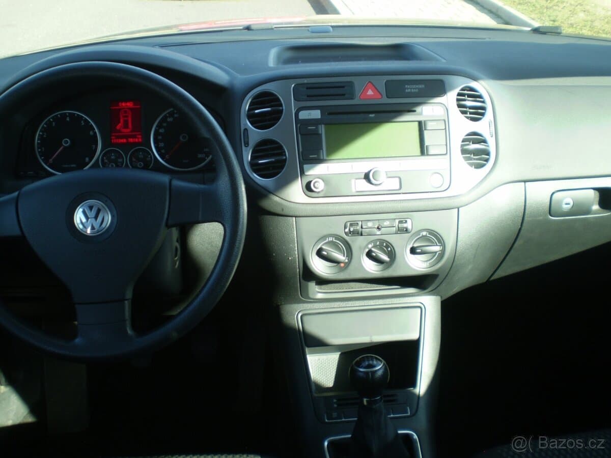 2009 Volkswagen TIGUAN - 9