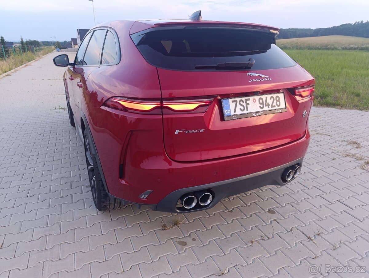 2021 Jaguar F-PACE - 9