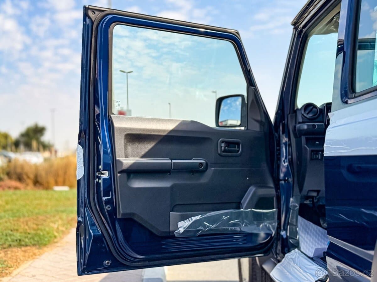 2025 Suzuki JIMNY - 9