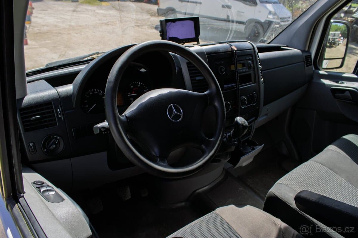 2012 Mercedes-Benz SPRINTER - 9