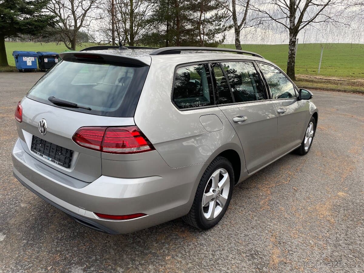 2019 Volkswagen GOLF - 9