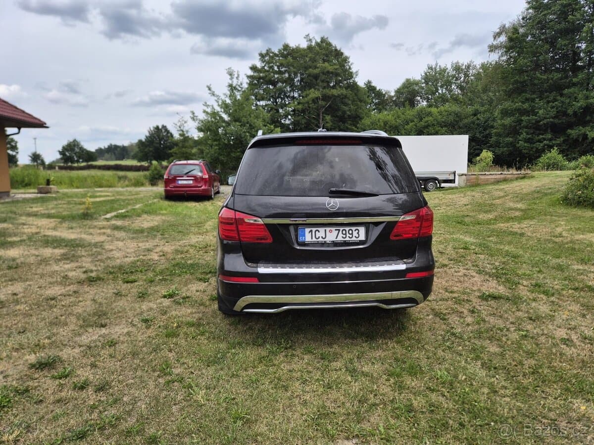2015 Mercedes-Benz GL - 9