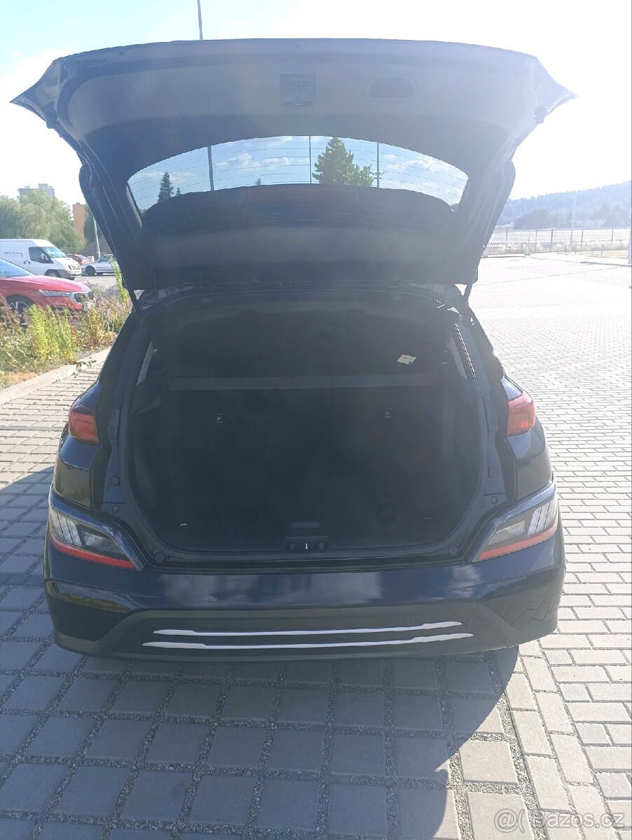 2022 Hyundai KONA - 9