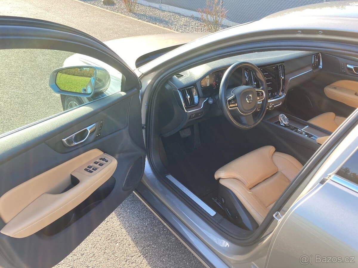2021 Volvo S60 - 9