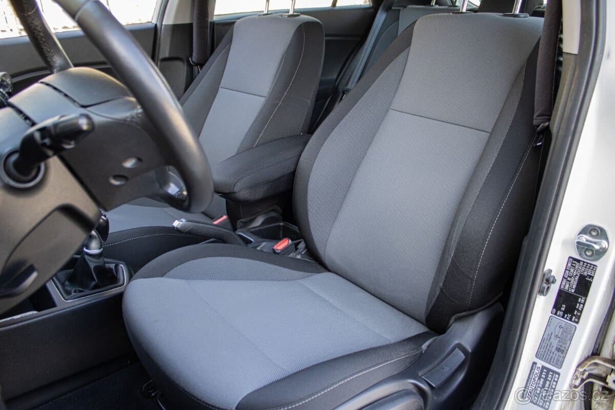 2017 Hyundai i20 - 9