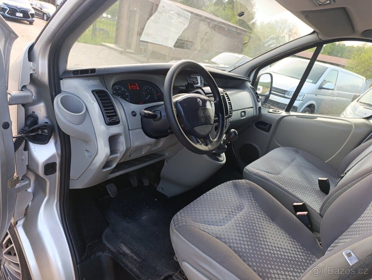 2007 Renault TRAFIC - 9