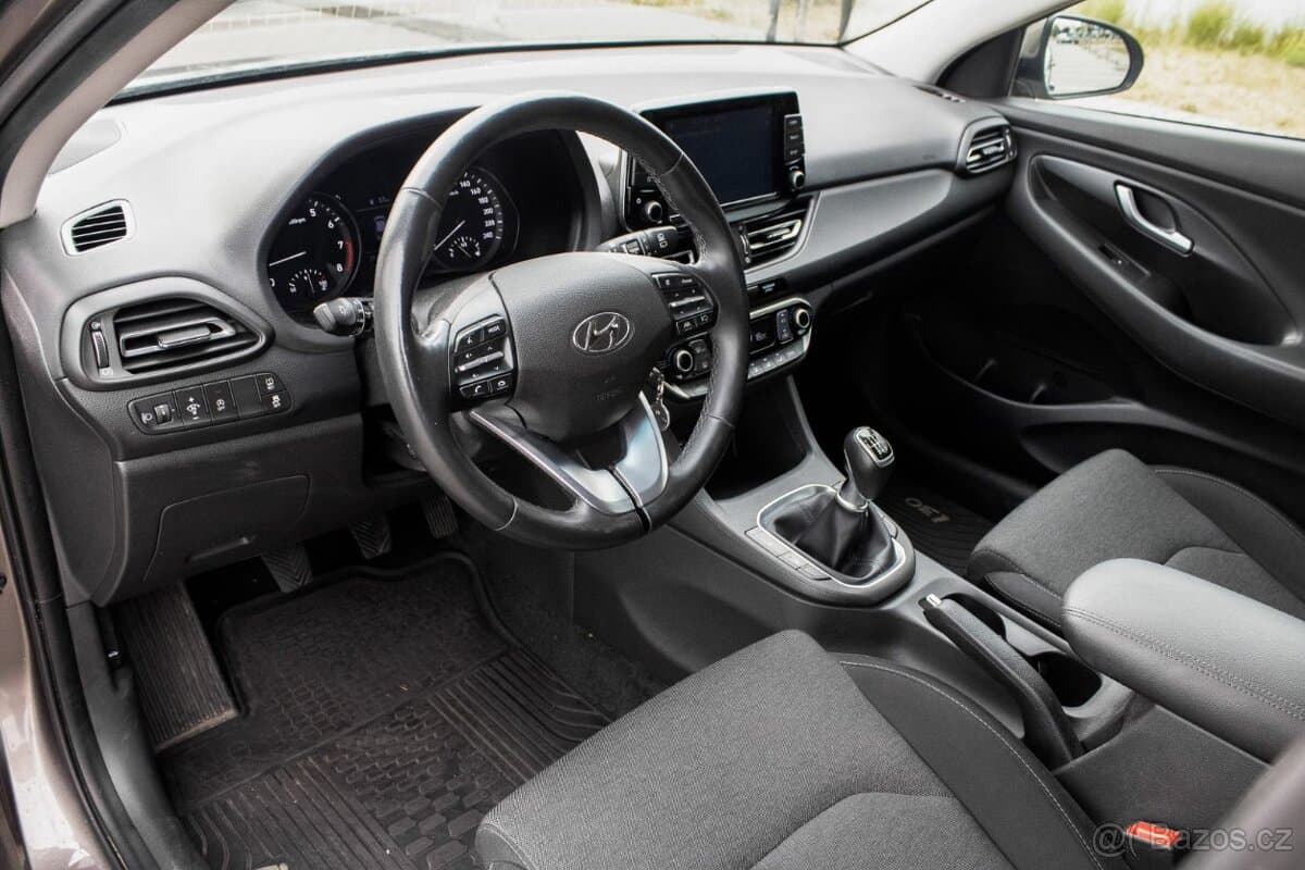 2022 Hyundai i30 - 9