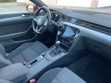 Volkswagen PASSAT - 9
