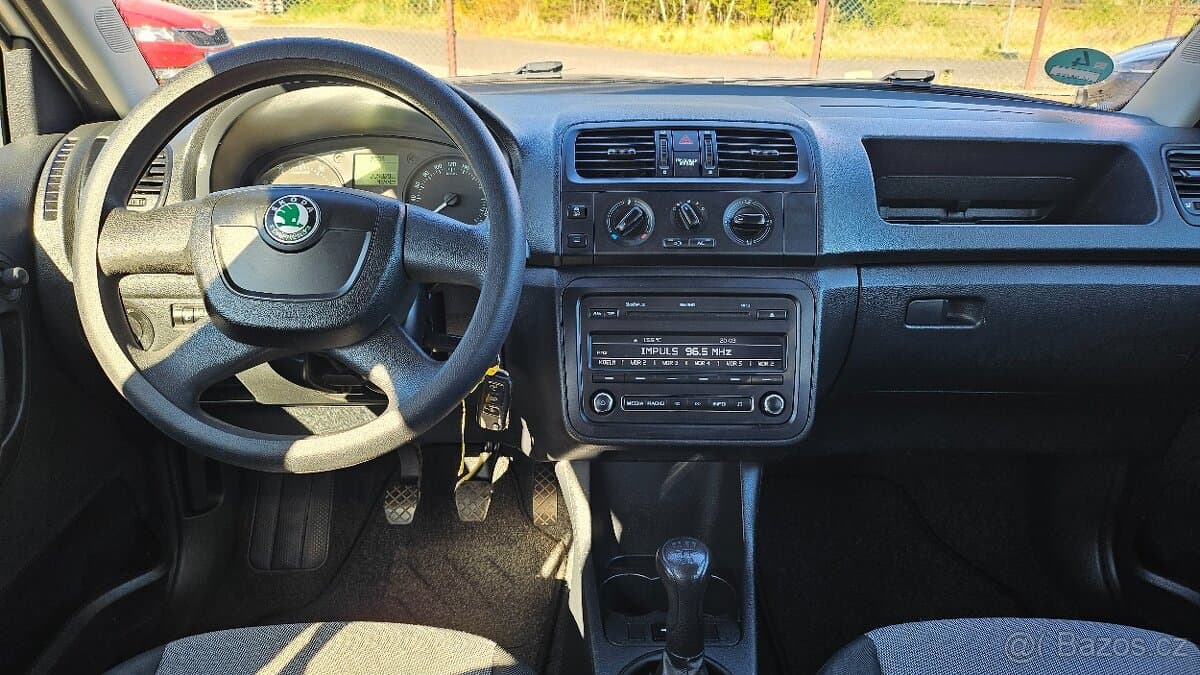 2011 Škoda FABIA - 9