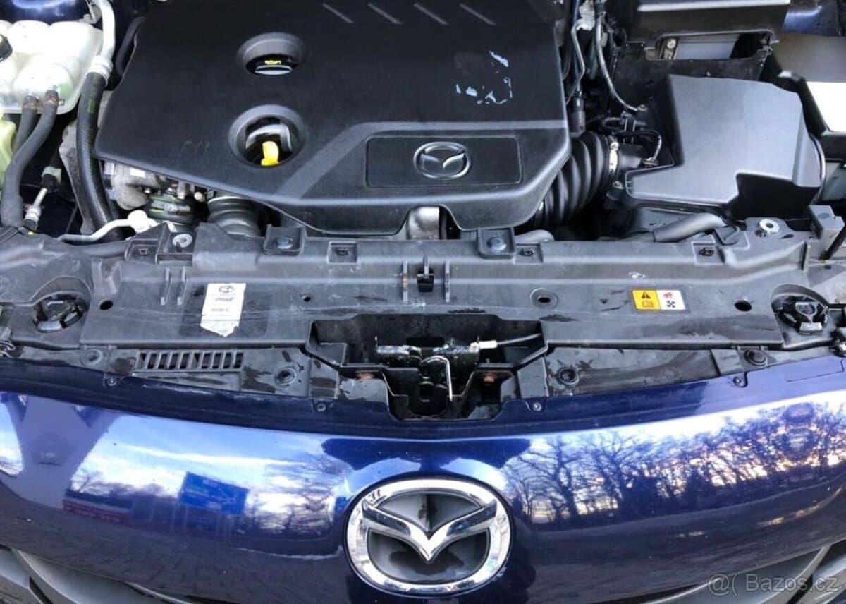 2011 Mazda 5 - 9